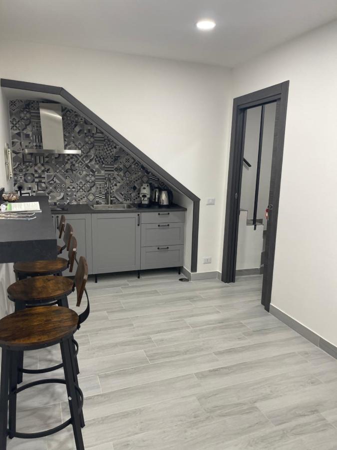 Casa Di Lorenzo เนเปิลส์ ภายนอก รูปภาพ